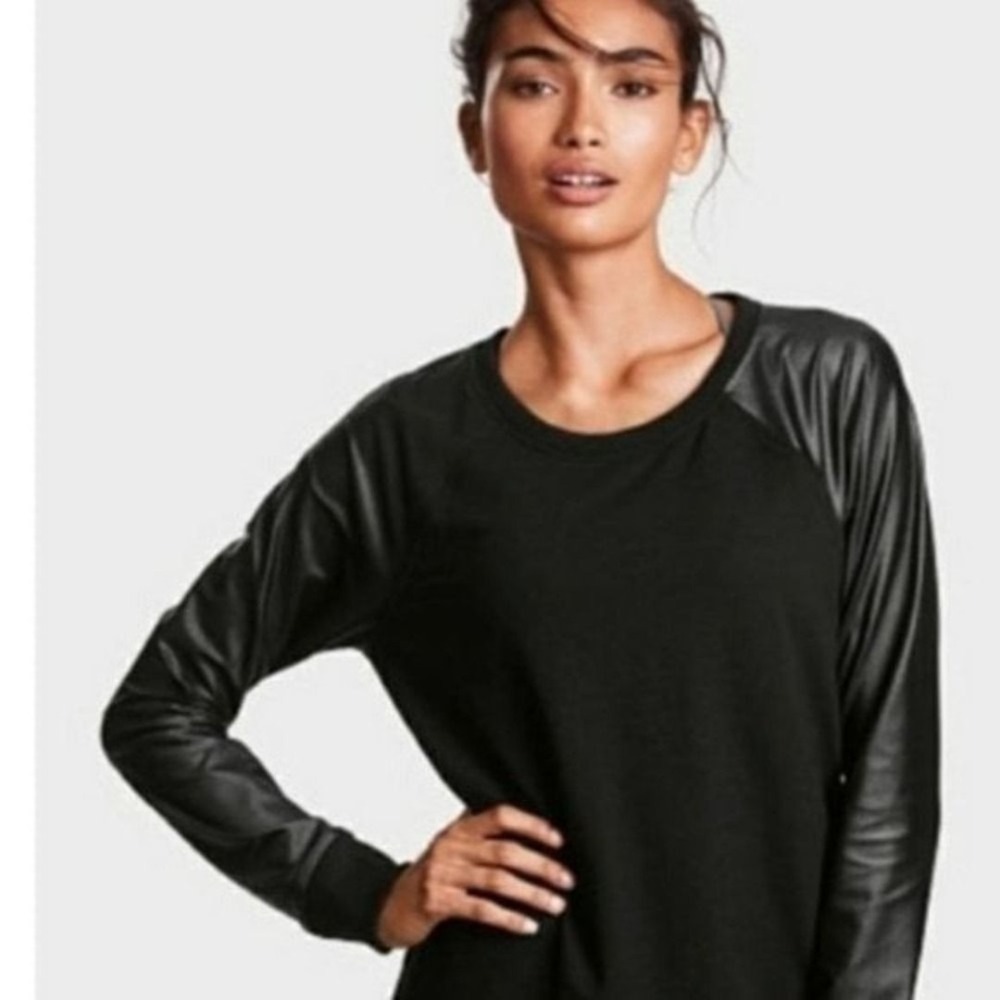 VS Sweater Pullover Faux Leather Large